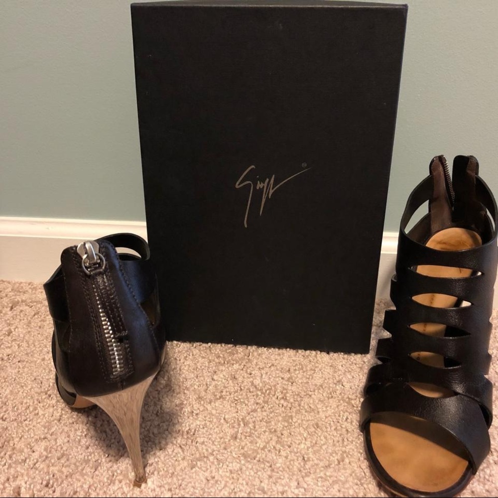 Giuseppe Zanotti brown T. Moro sandals